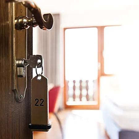 & Restaurant Kaiser Superior Herrenberg