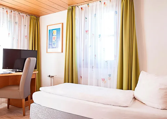 Hotel & Restaurant Kaiser Superior 3* Herrenberg