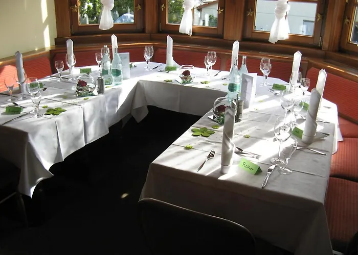 & Restaurant Kaiser Superior فندق